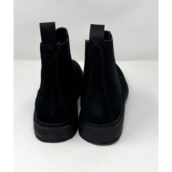 Clarks Men's Clarkdale Easy Chelsea Boot, Black Suede, Size 8 - Picture 3 of 6